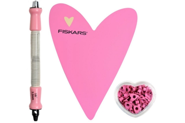 Picture of 5333E Fiskars Heart Eyelet Setter Set