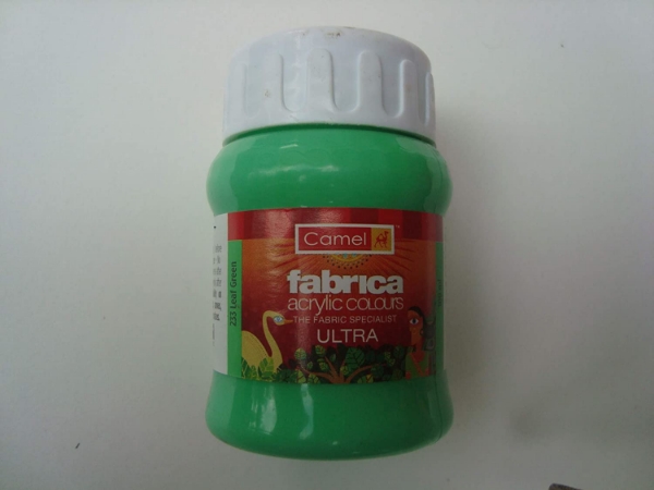 Picture of Fabrica Acrylic Colour - SR1 100ml Ultra Leaf Green