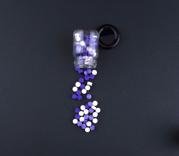 Picture of HTC Wax Beads - Royal Violet (100 Beads)