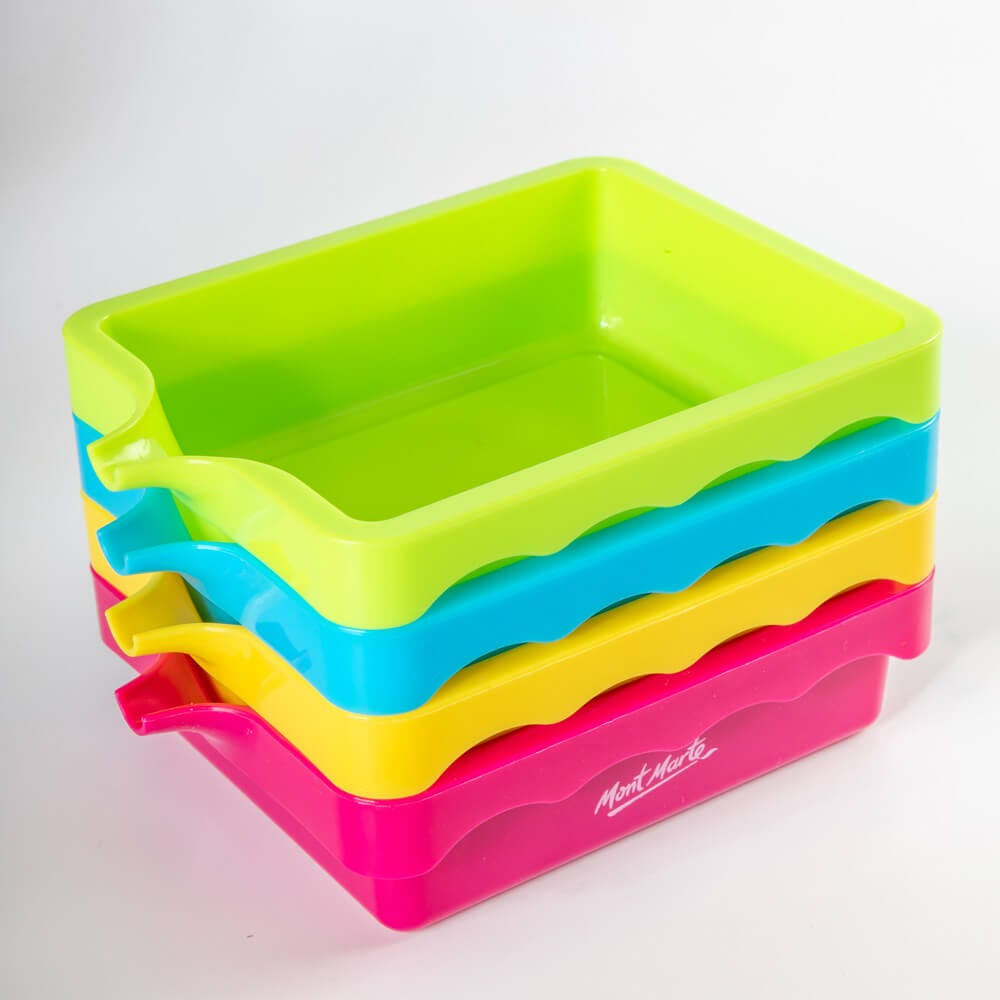 Mont Marte Paint Pouring Trays Set 4 Pieces